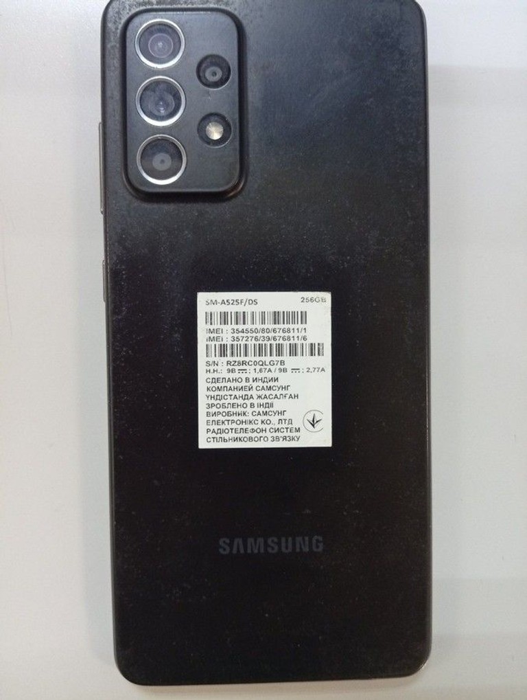 Оголошення Samsung galaxy a52 sm-a525f 8/256gb Б/У