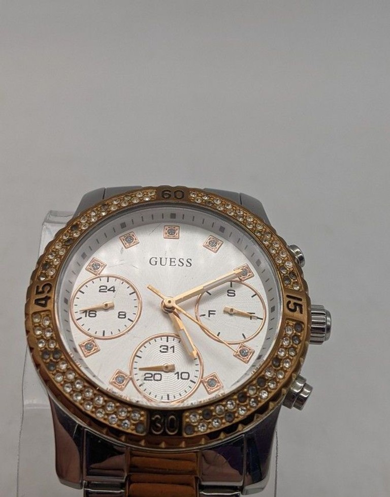 Дешиво Guess W0851L3 с ломбарда