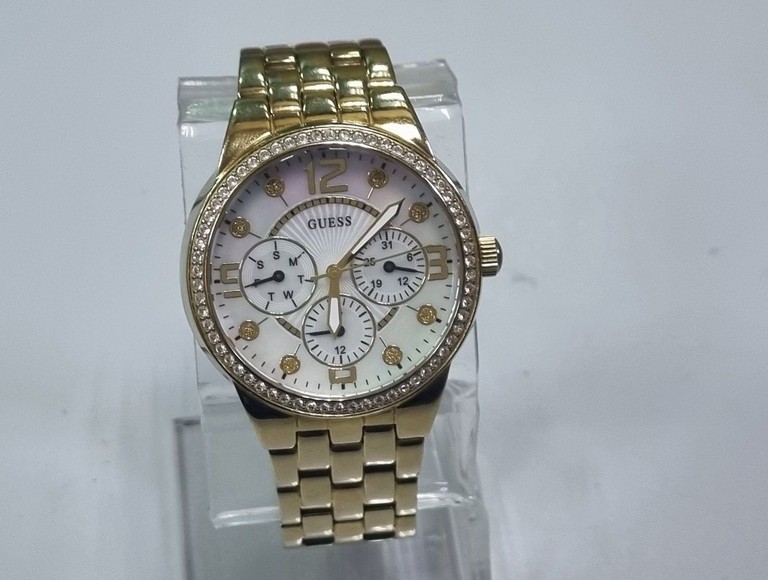 Купити Guess w13583l1 Б/У