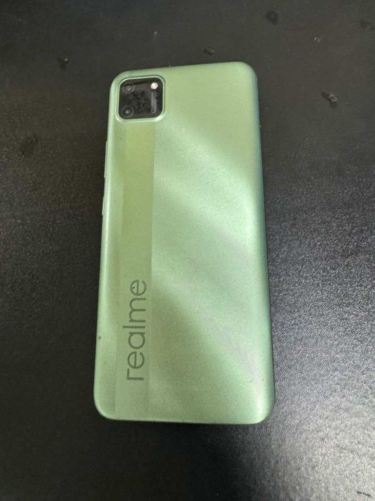 Дешиво Realme c11 rmx2185 2/32gb с ломбарда