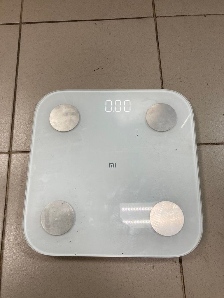 Оголошення Xiaomi Mi Body Composition Scale Б/У