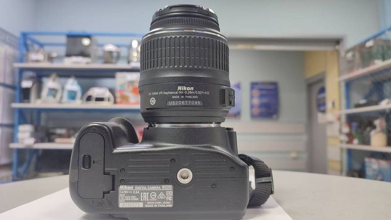 Розпродаж Nikon d3200 nikon nikkor af-s 18-55mm f/3.5-5.6g vr dx, продавець Техноскарб