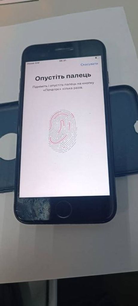 Розпродаж Apple iphone 7 32gb, продавець Техноскарб