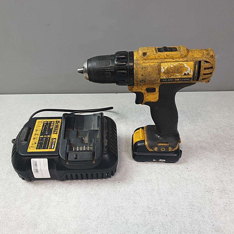 Оголошення Dewalt dcd710 2акб 2.0ah Б/У