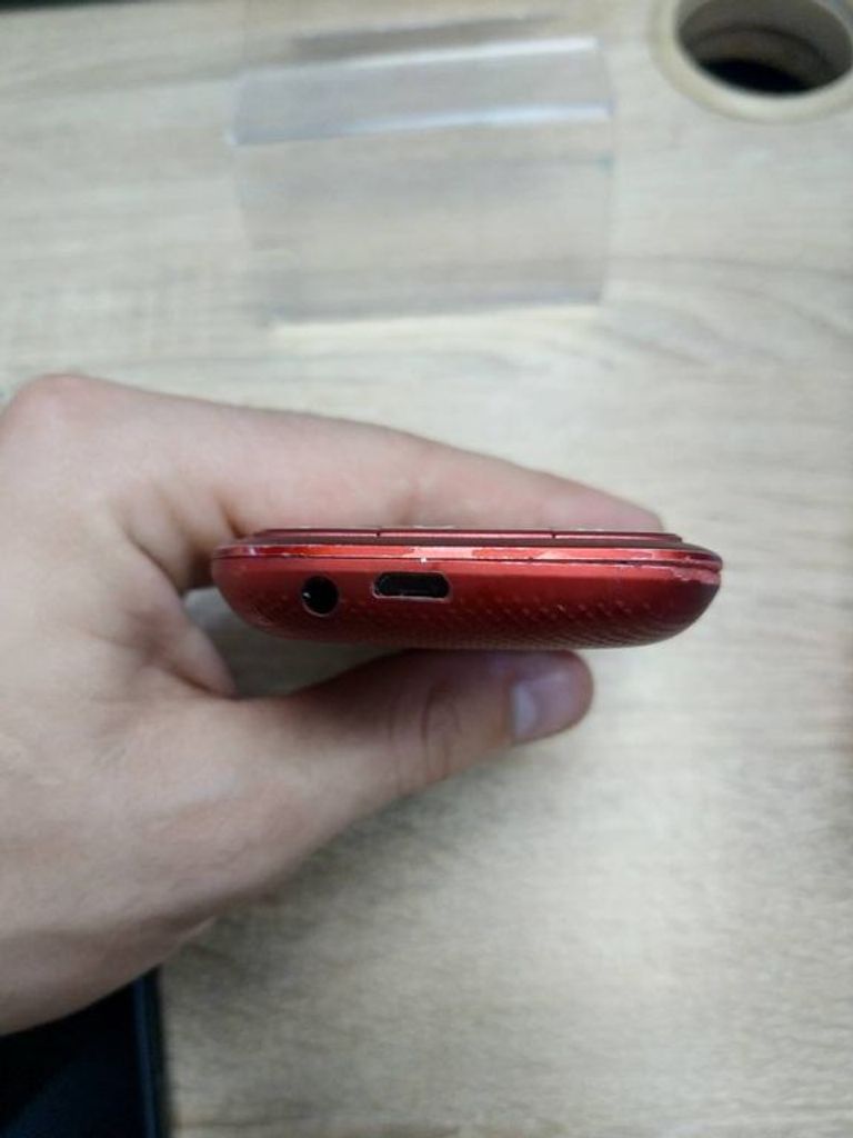 Дешиво Nomi i281+ с ломбарда