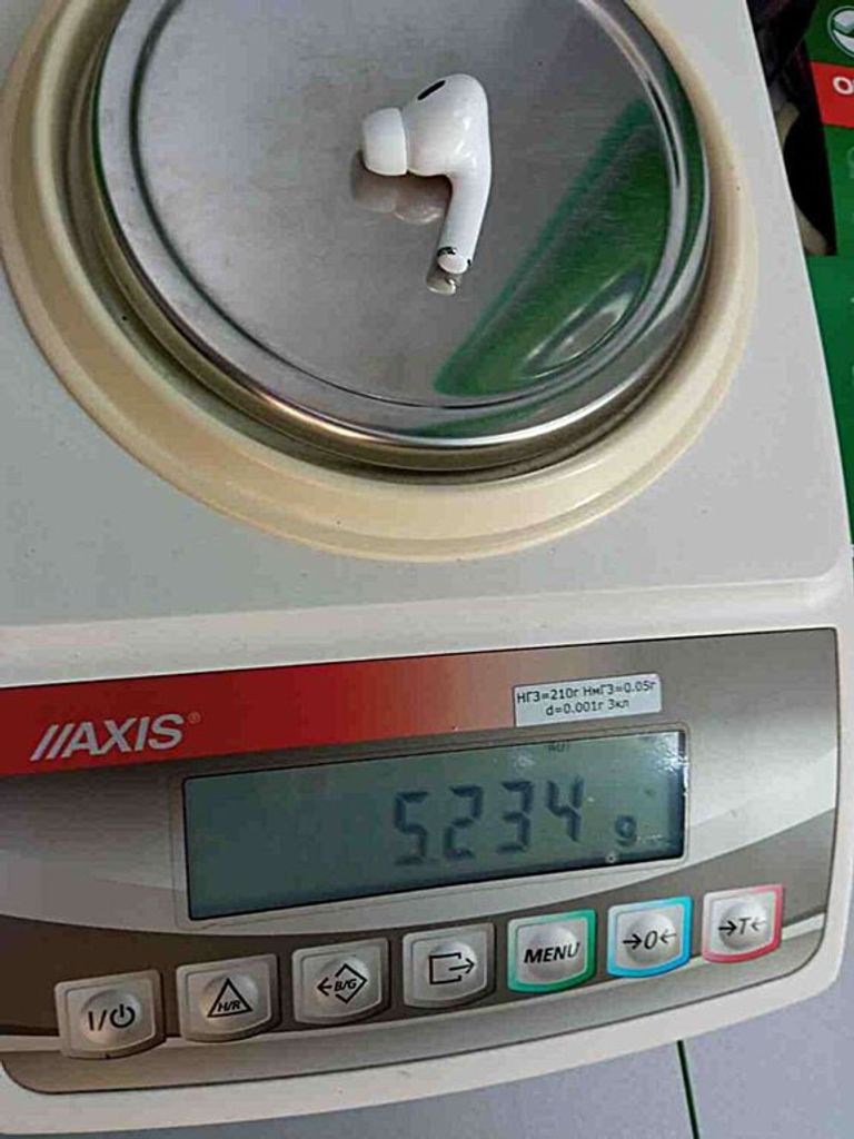 Купить Baseus Ultrathin Series Silica Gel Protector for Airpods 1/2 Black (WIAPPOD-BZ01) Б/У