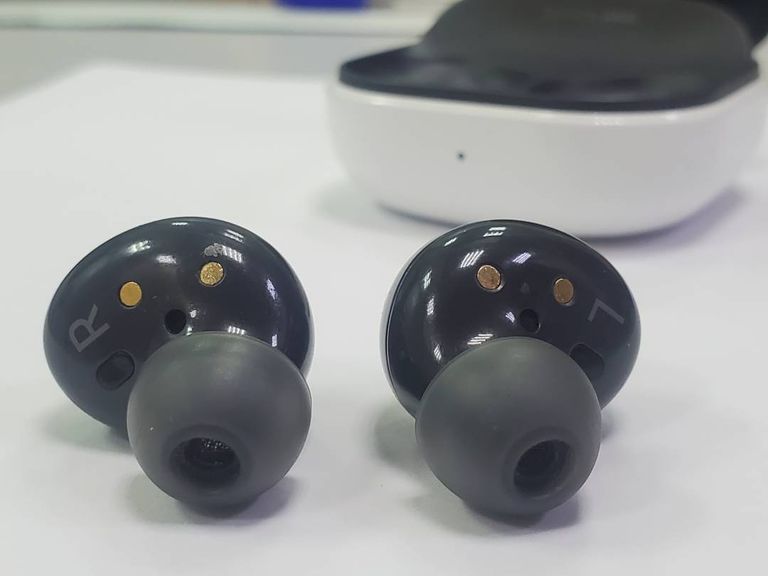 Samsung galaxy buds2