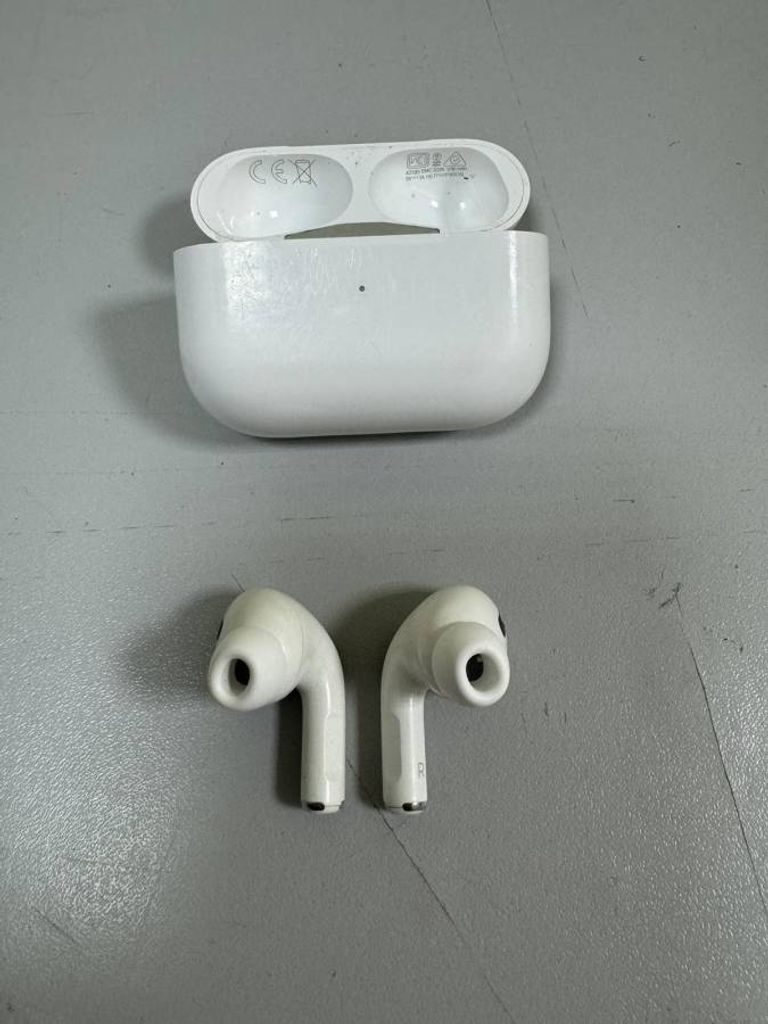 Apple AirPods Pro (MWP22)