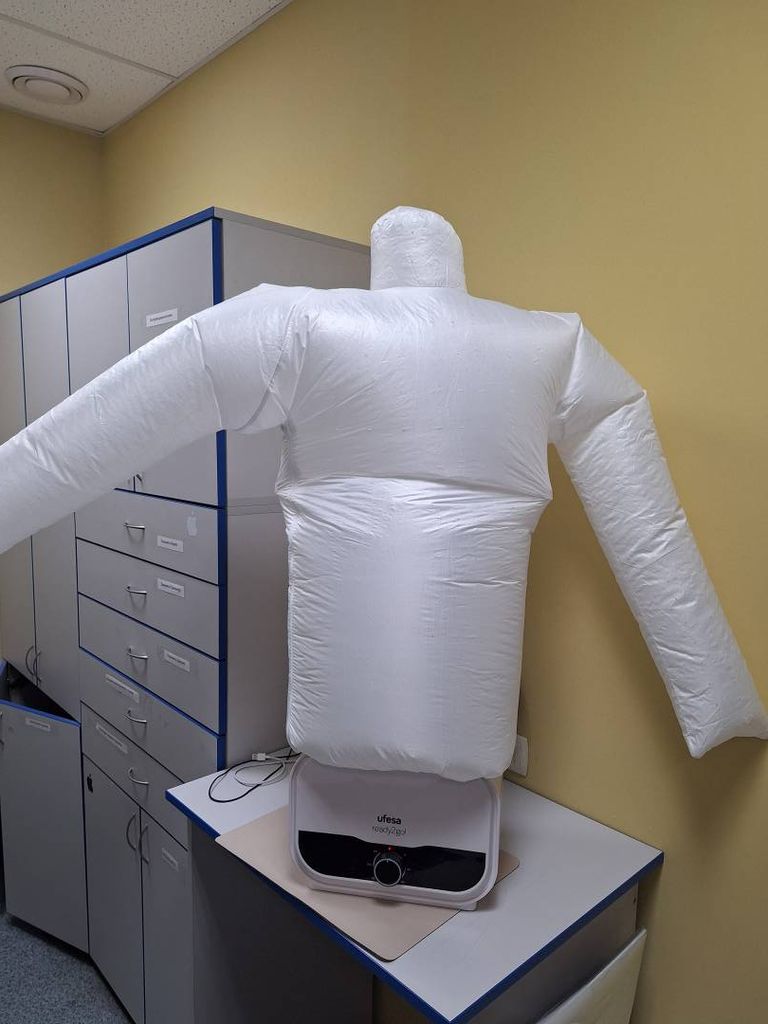 Оголошення Ufesa dryer sv1200 Б/У