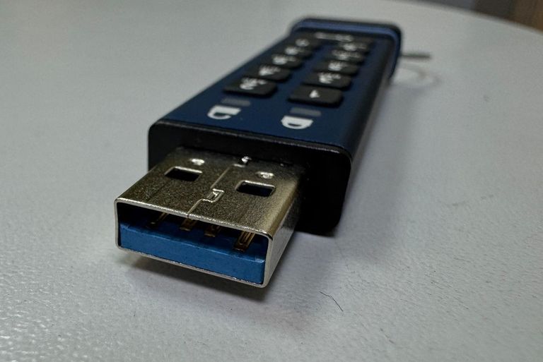 Оголошення Istorage datashur pro 4gb Б/У