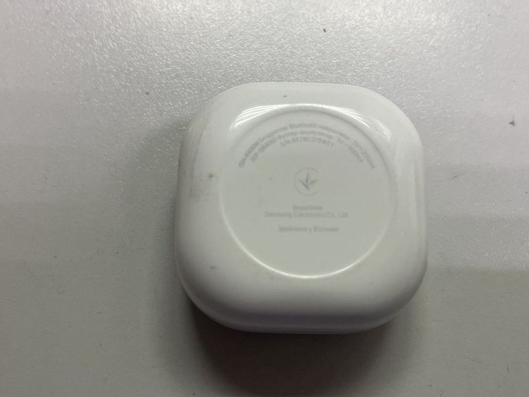 Купити Samsung sm-r400n Б/У