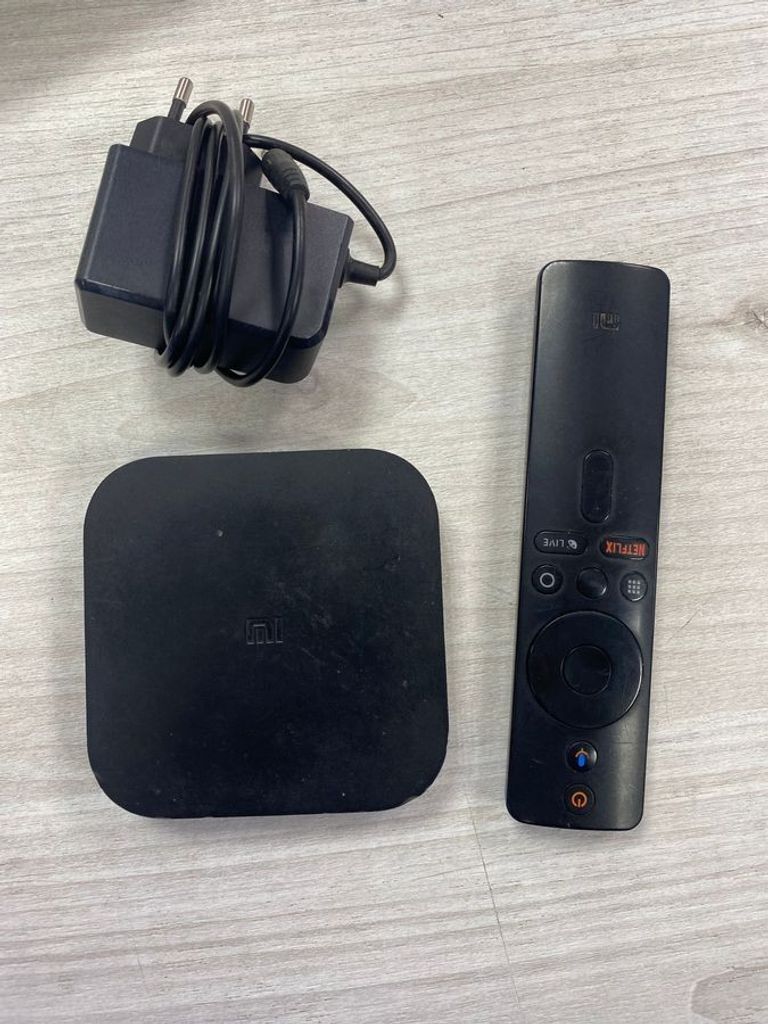 Дешиво Xiaomi mi tv box s с ломбарда