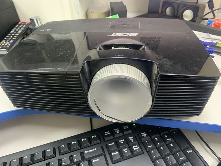 Оголошення Acer x113 Б/У