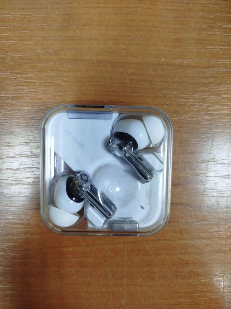 Дешиво Nothing ear 1 с ломбарда