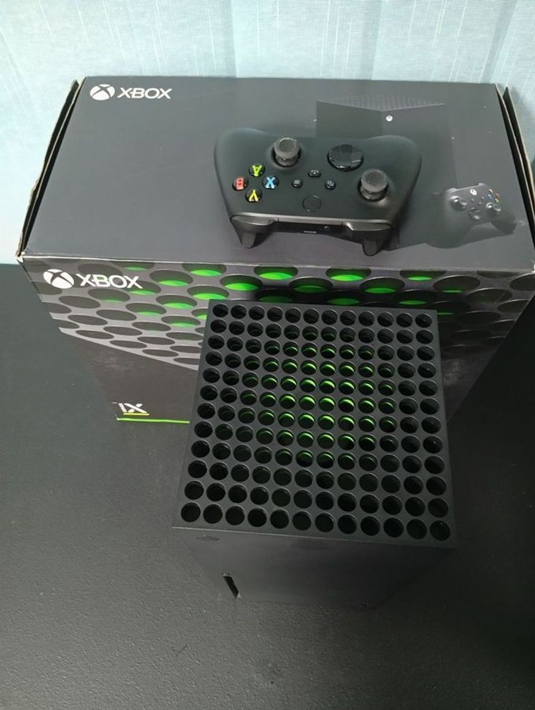 Дешиво Microsoft xbox series x 1tb с ломбарда