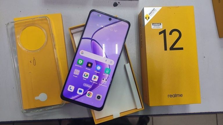 Оголошення Realme 12 5G 8/256GB Woodland Green Б/У