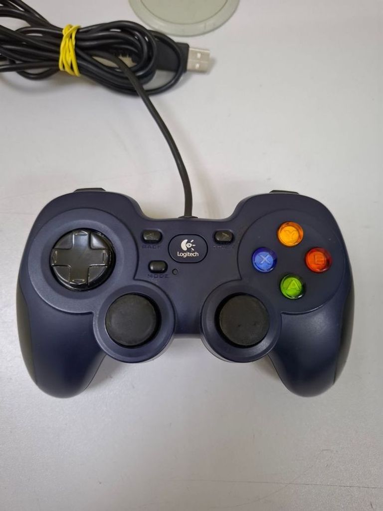 Купить Logitech Gamepad F310 Б/У