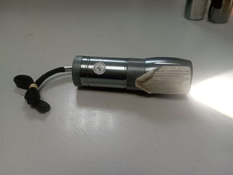 Дешиво Energizer Metal Led 2AA (7638900340419) с ломбарда