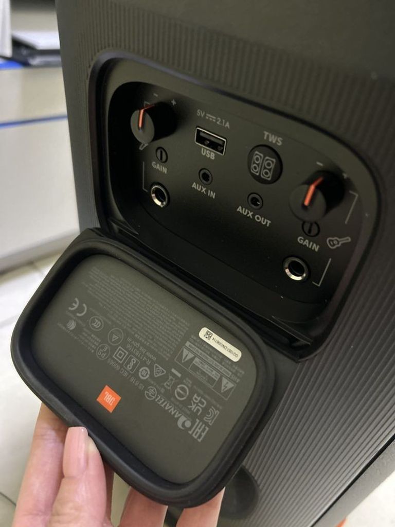 Дешиво Jbl partybox 110 с ломбарда