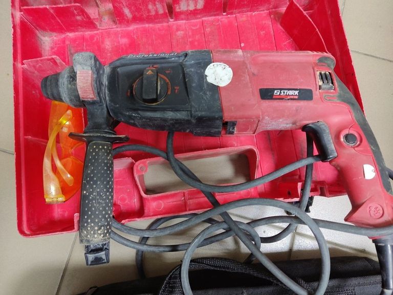 Дешиво Stark RH 950 Profi с ломбарда