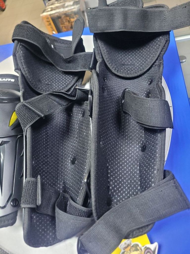 Дешиво Без Виробника без моделі с ломбарда