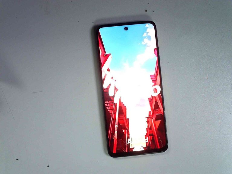 Оголошення Motorola moto g15 8/512gb iguana Б/У