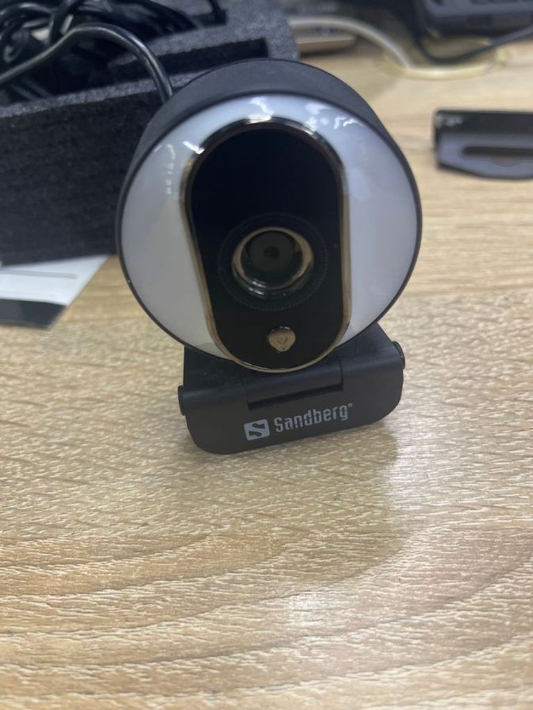 Объявление Sandberg streamer webcam pro Б/У
