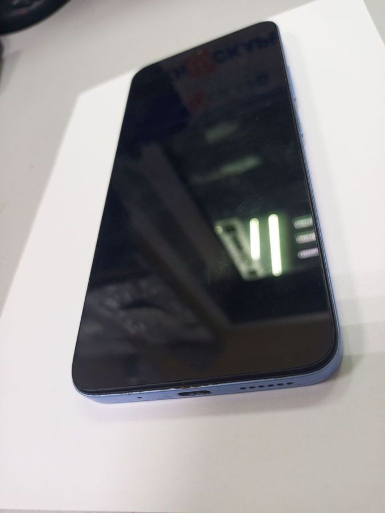 Распродажа Xiaomi Redmi 12 4/128GB Sky Blue, продавец Техноскарб