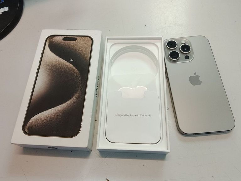 Купить Apple iphone 15 pro 128gb Б/У