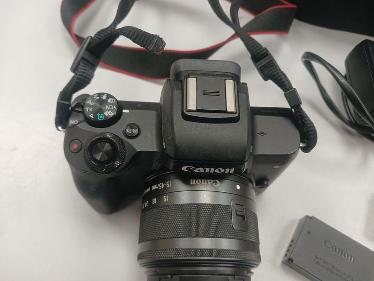 Дешево Canon eos m50 + 15-45мм is stm з ломбарду