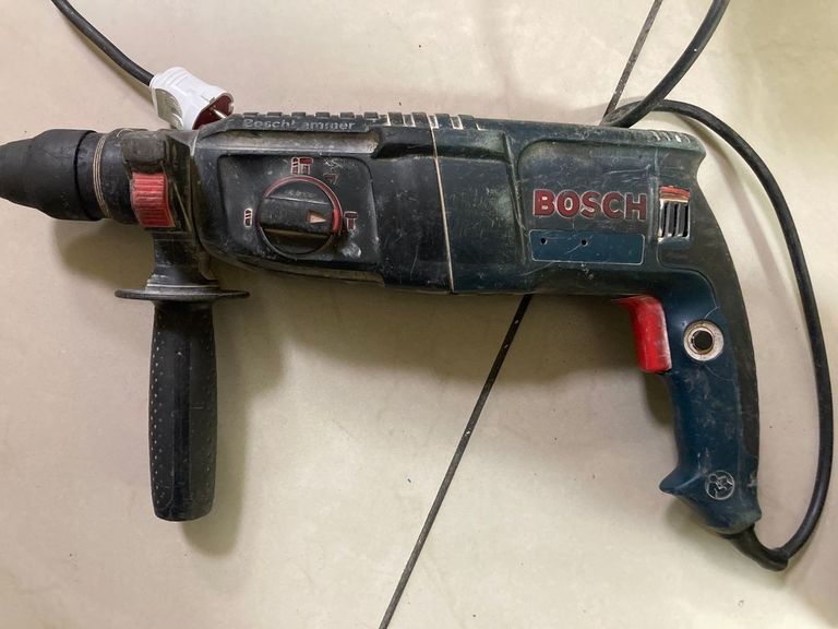 Купити Bosch gbh 2-26 dre Б/У