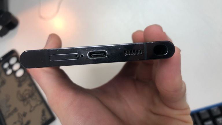 Дешиво Samsung galaxy s22 ultra 8/128gb с ломбарда