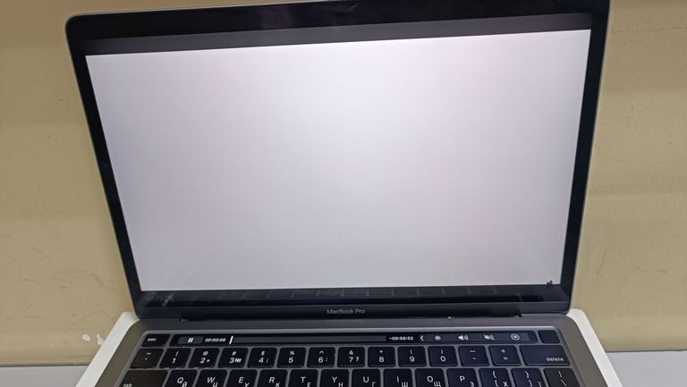 Apple macbook pro a2338 13.3 m2 10-gpu/ ram8gb / ssd256gb/ retina/ touchbar Код:01-200825596. Зображення 13