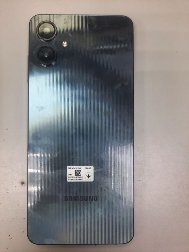 Купить Samsung galaxy a06 4/128gb Б/У