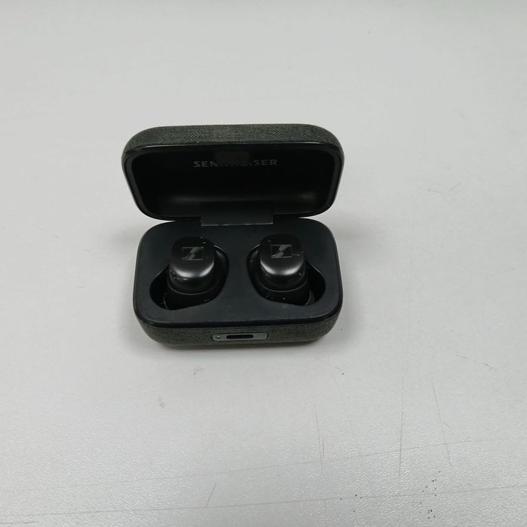 Купить Sennheiser momentum true wireless 3 Б/У