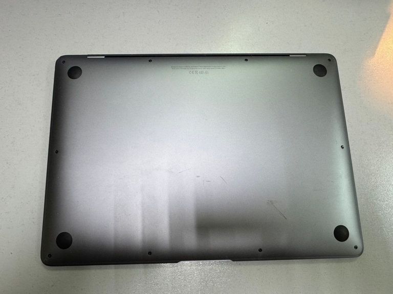 Apple a2337/m1 7-core gpu/ram8gb/ssd256gb/retina, truetone Код:01-200843870. Изображение 5