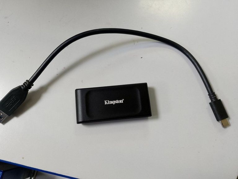 Оголошення Kingston xs1000 1 tb Б/У