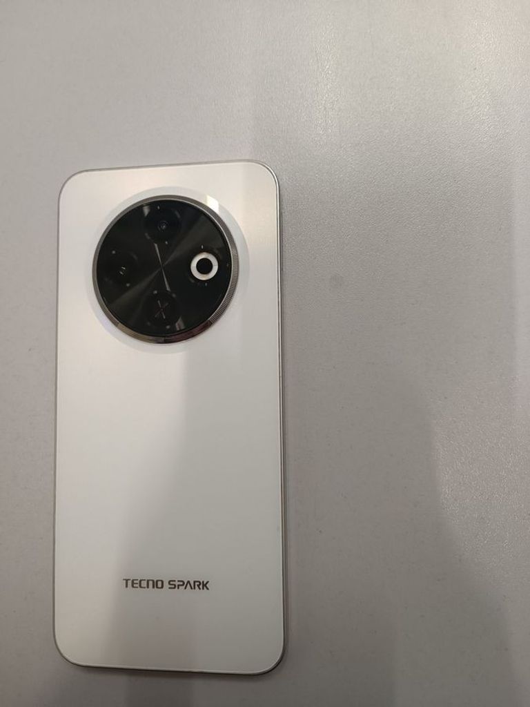 Tecno spark 30c kl5n 4/128gb Код:01-200866720. Зображення 6