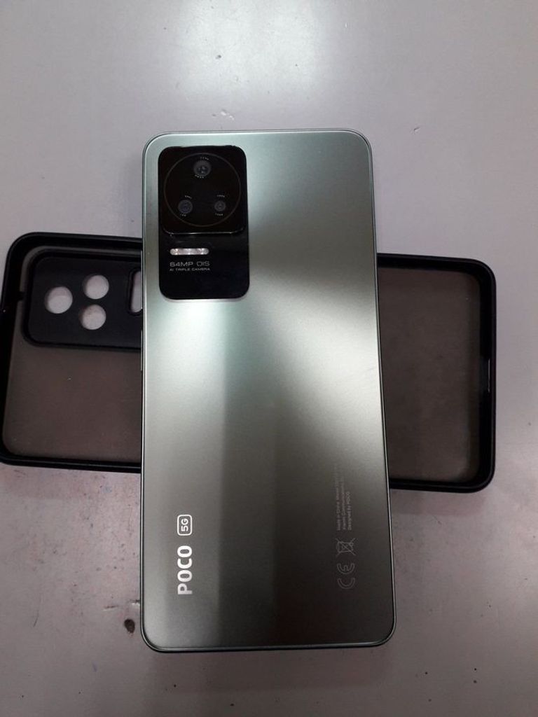 Купити Xiaomi poco f4 6/128gb Б/У