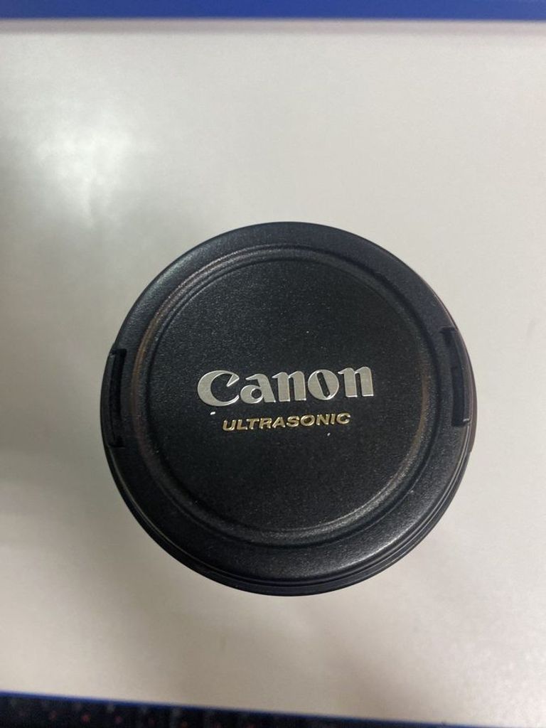 Дешиво Canon EF 70-200mm f/4L USM с ломбарда