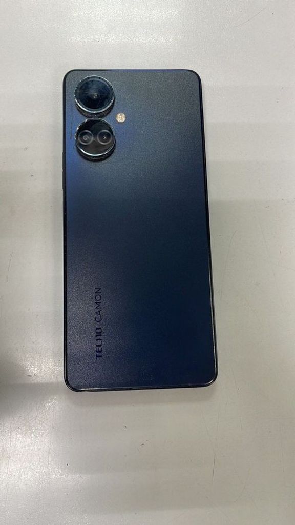 Дешиво Tecno camon 19 6/128gb с ломбарда