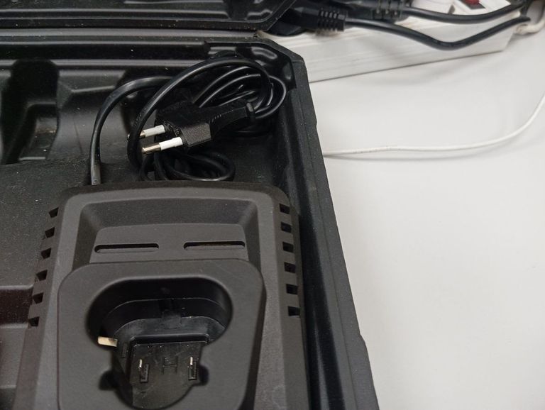 Дешиво Dnipro-M cd-12c compact 1акб зп с ломбарда