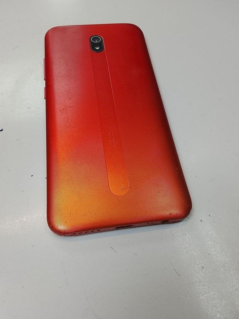 Купити Xiaomi Redmi 8A 2/32GB Black Б/У