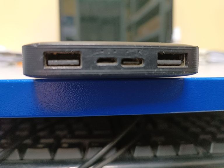 Дешево Xiaomi redmi power bank 10000mah / vxn4286, pb100lzm, vxn4266 з ломбарду