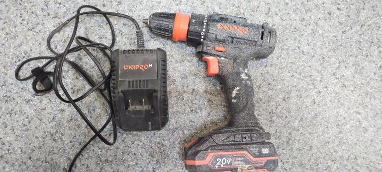 Купити Dnipro-M cd-218q 1акб 2ah зп Б/У