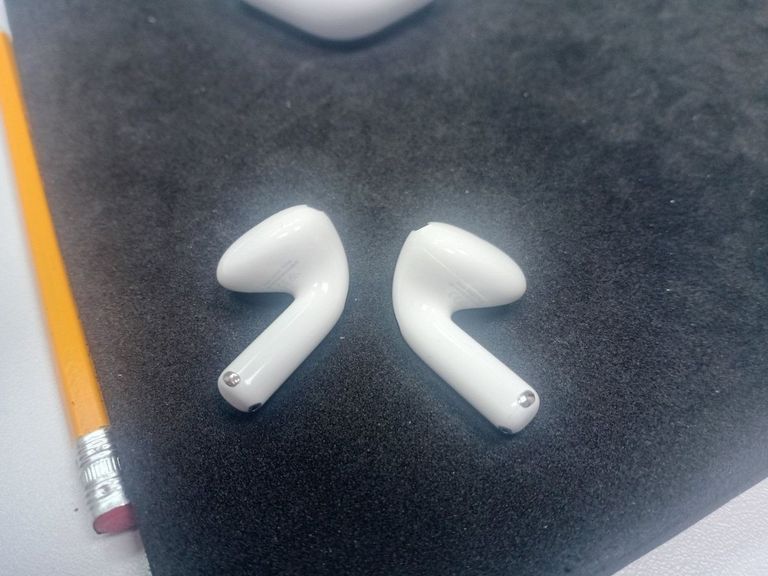 Оголошення Apple airpods 4 Б/У