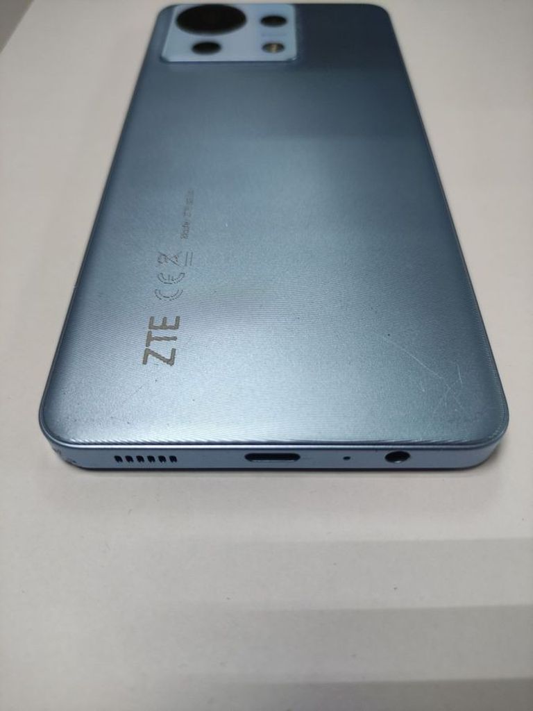 Оголошення Zte Blade V50 Vita 6/128GB Blue Б/У