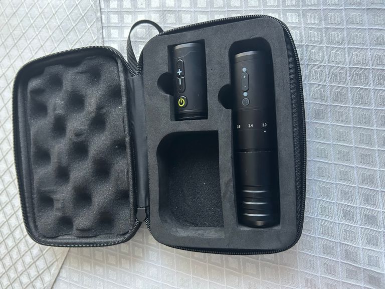 Дешиво Ambition hunter безпровідна с ломбарда