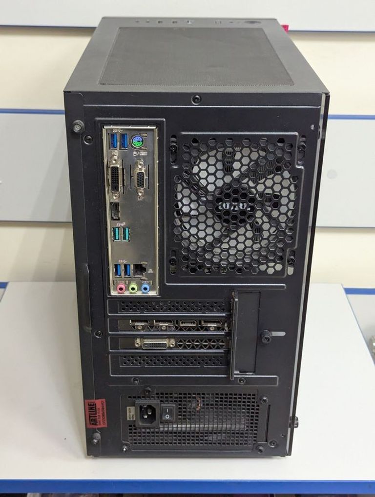 Дешево Пк amd ryzen 5 5600x/ram 32 gb/hdd відсутній/ssd 1000 gb/nvidia rtx 4060 ti (geforce) 8gb gddr6 128bit з ломбарду