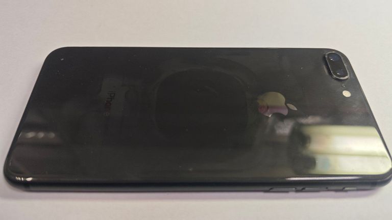 Apple iphone 8 plus 64gb Код:01-200919116. Изображение 12